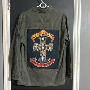 Upcycled Men’s Guns -N- Roses Utility Shirt Size: M